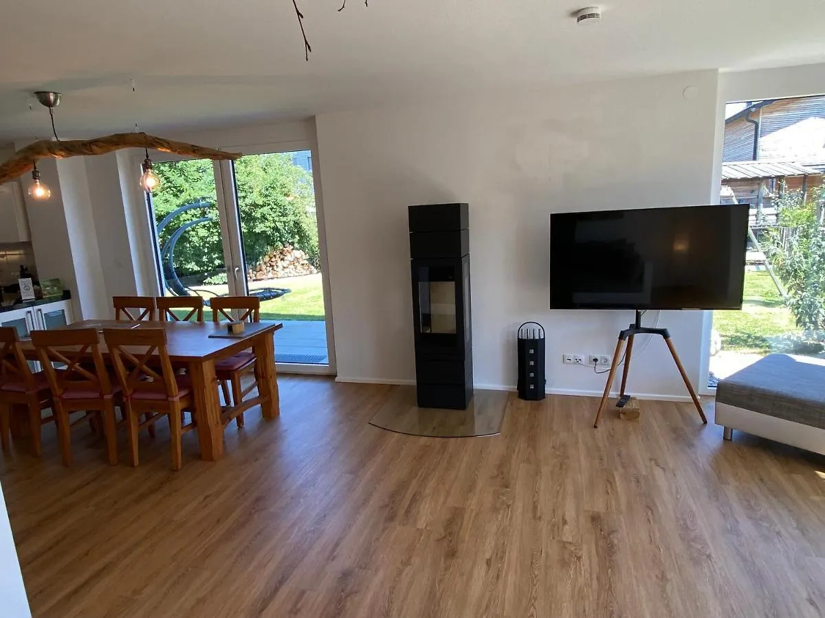 Villa Herzland Allgäu: Cozy Retreat with Garden, Fireplace & Königscard Lechbruck