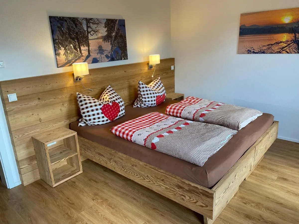 Villa Herzland Allgäu: Cozy Retreat with Garden, Fireplace & Königscard Lechbruck Holiday home